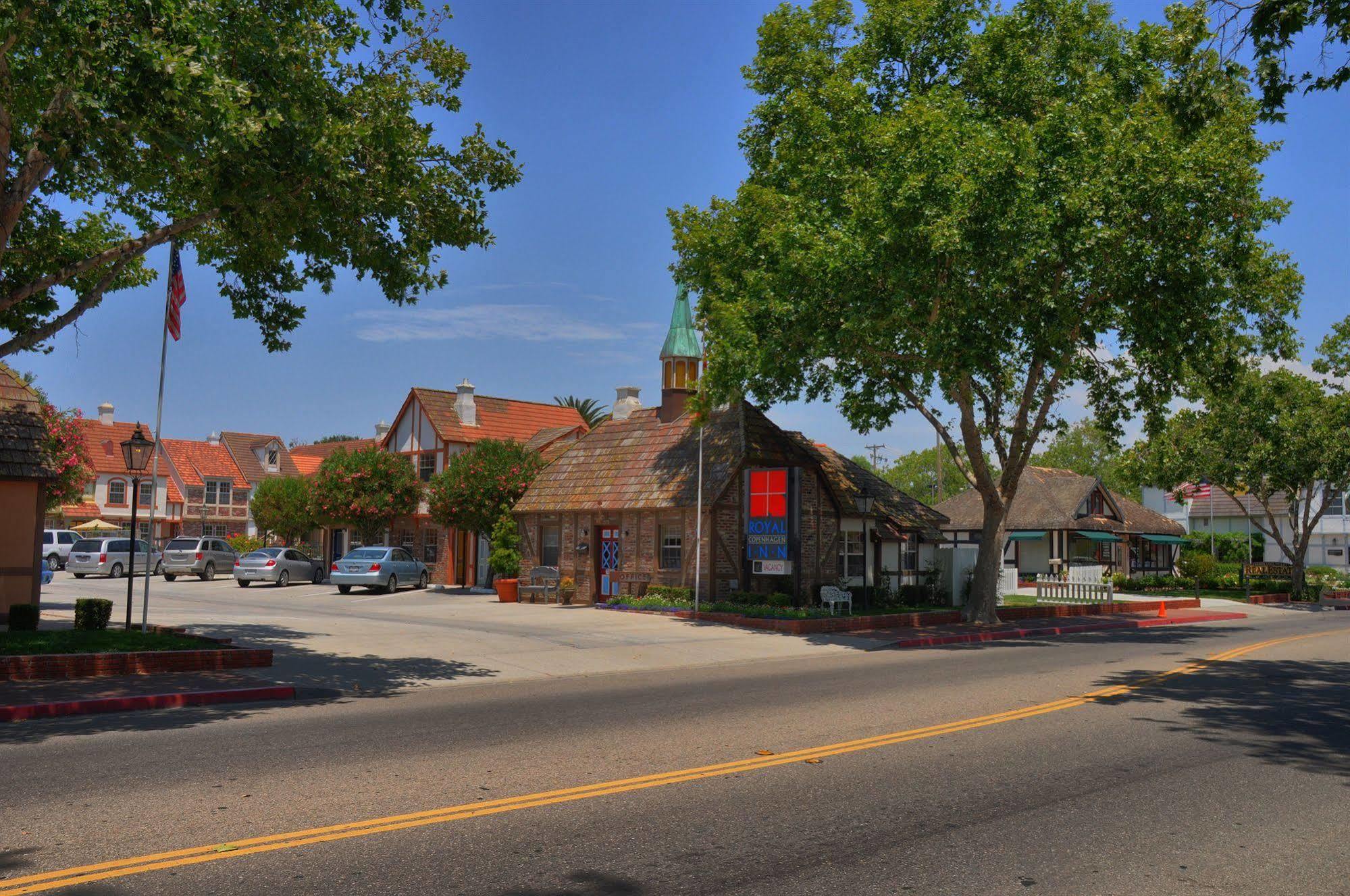 Royal Copenhagen Inn Solvang Exterior photo