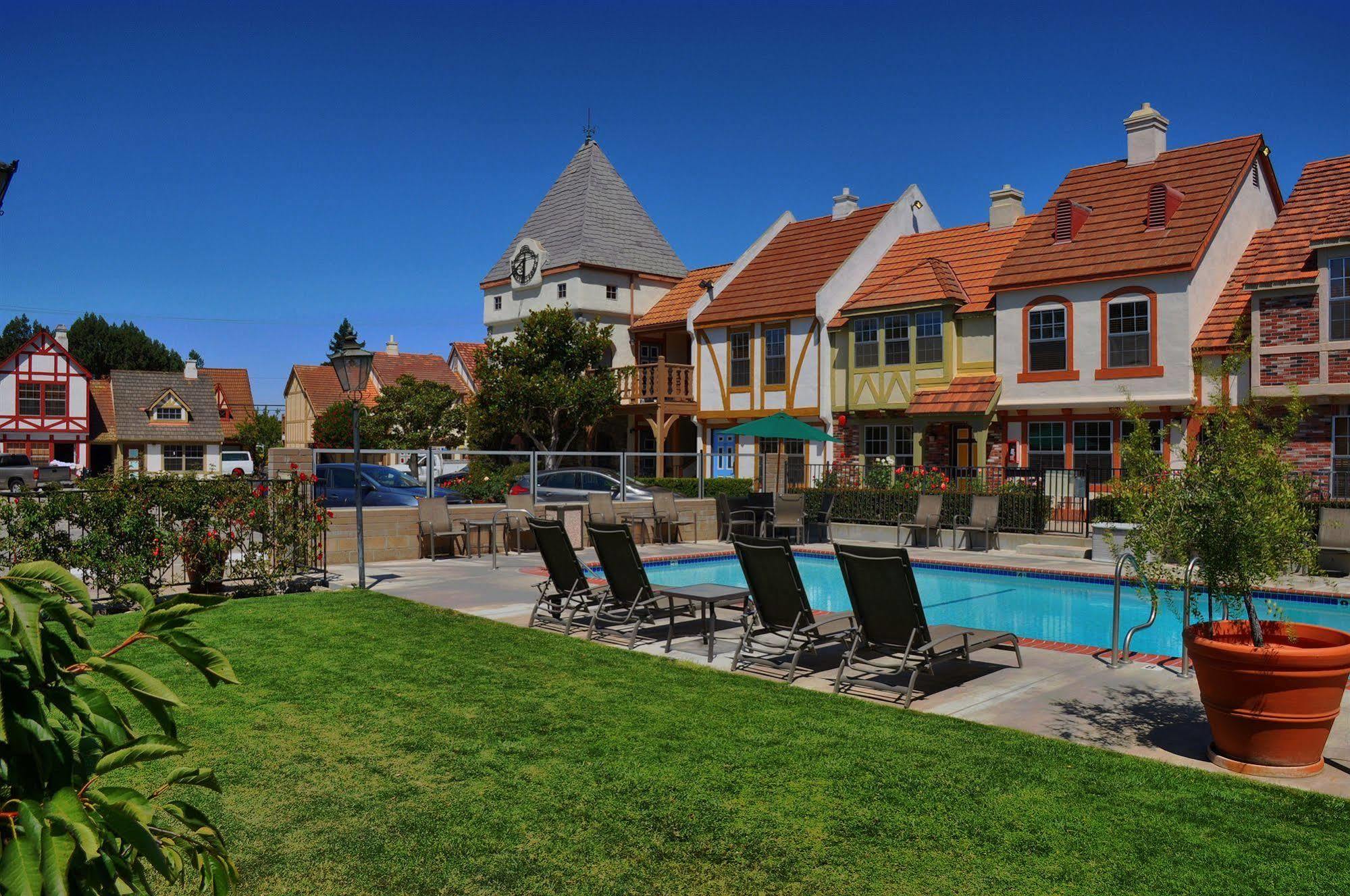 Royal Copenhagen Inn Solvang Exterior photo